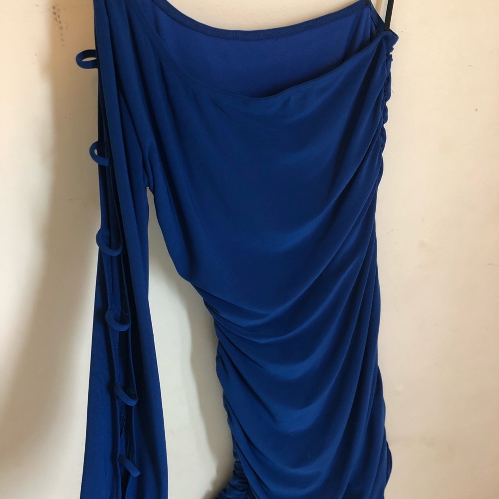 Dress - Picture 2 of 4